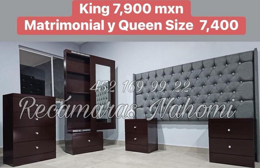 Recámara Capitonada Gris con Muebles Vino