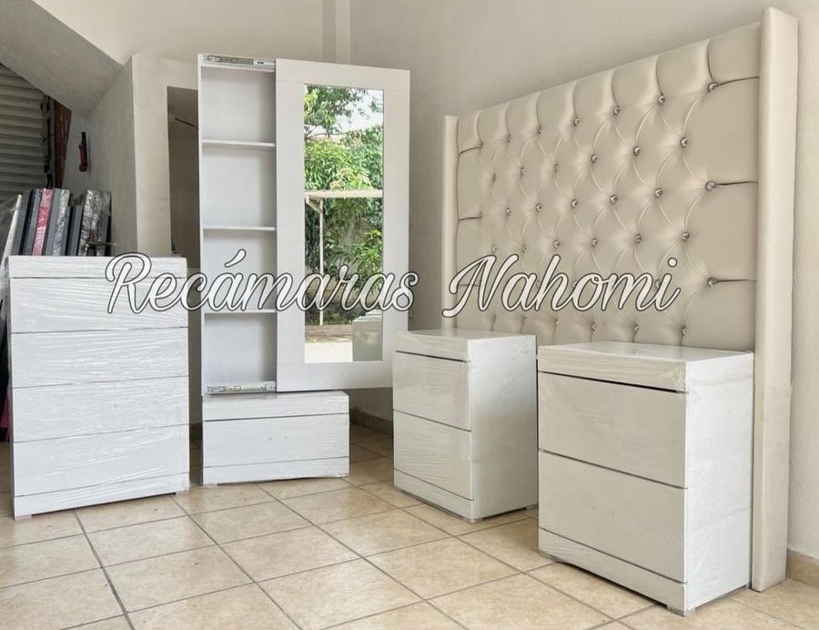 Recámara Beige Capitonada